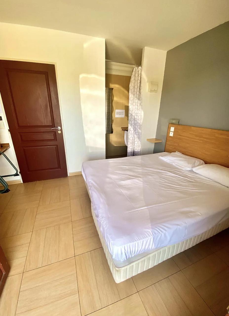 Hotel Acajou أرجيليه- سور- مير المظهر الخارجي الصورة