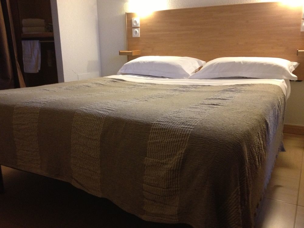 Hotel Acajou أرجيليه- سور- مير المظهر الخارجي الصورة